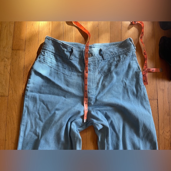 70s Vintage Maverick Light Wash Wide Leg Jeans - Picture 7 of 9